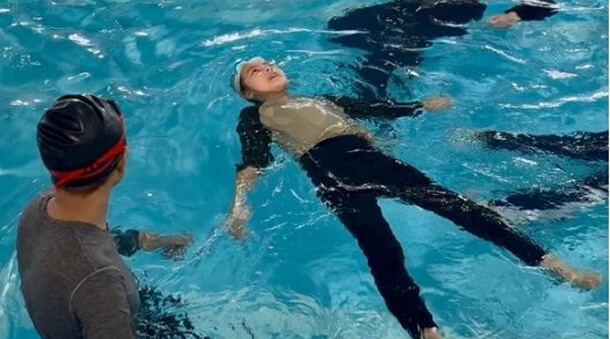 親子で学ぶ 「着衣泳たいけん」